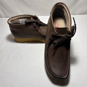 Brand New Clark's Mens Chukka Boots Brown Size 7.5M